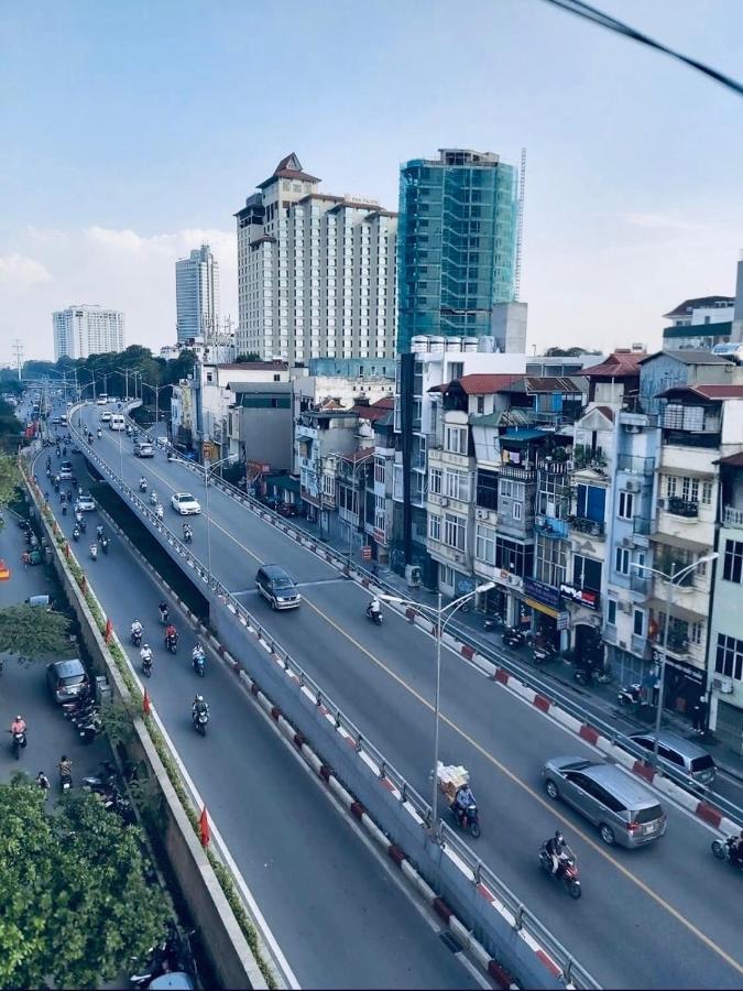 ザ ロイヤル ホテル ニア ウェスト レイク ハノイ市 エクステリア 写真